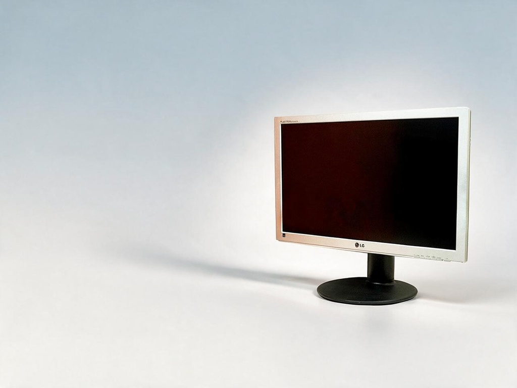 [33107] Monitor Reacondicionado LCD LG Flatron W2442PE 24\ / HDMI-DVI-VGA / Negro-Plata / Grado A"